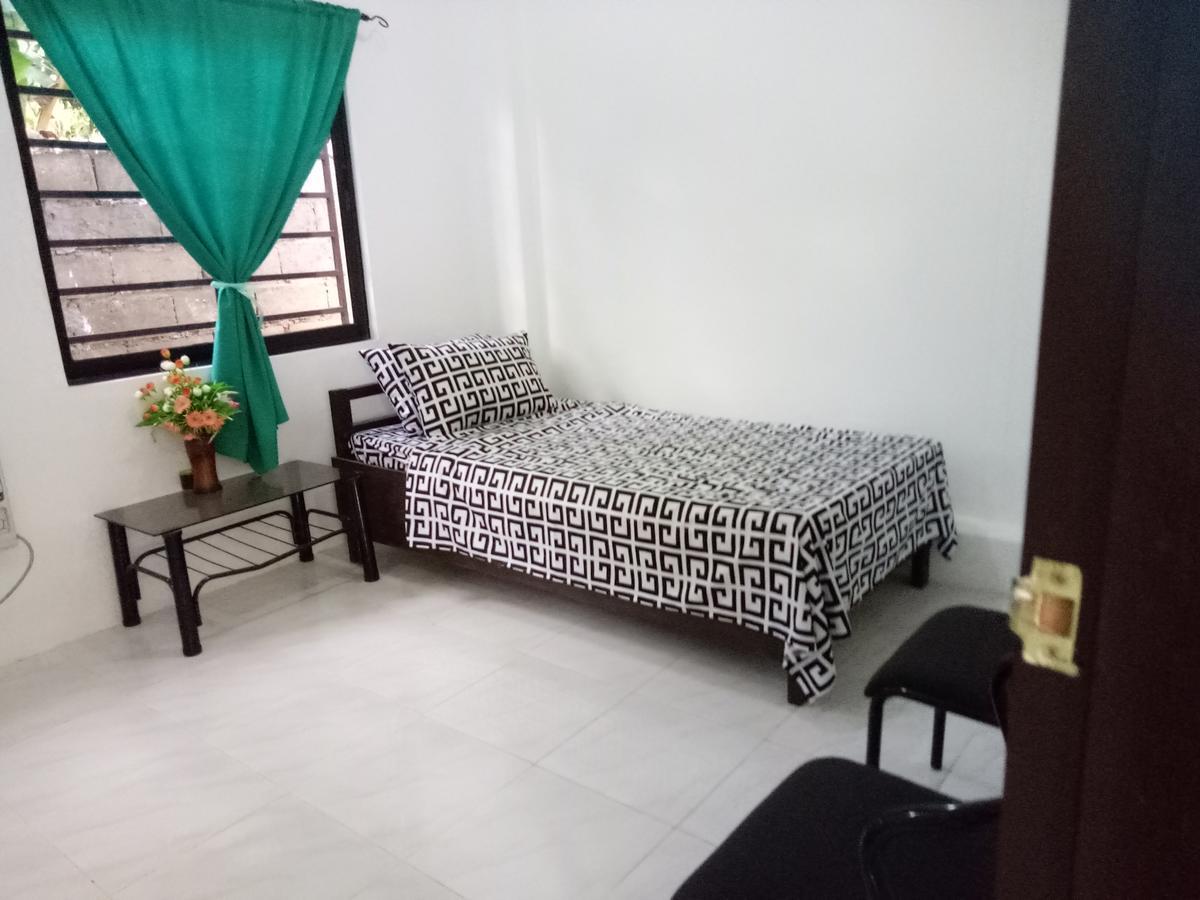Jmp Hostel Coron Dış mekan fotoğraf